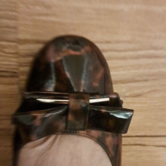 Vaneli Black and Brown Bow Flats - Picture 4 of 9